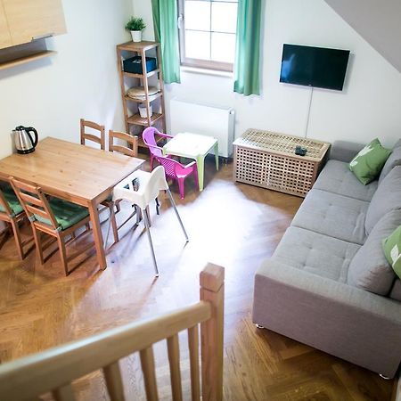 Apartman Pod Sjezdovkou Apartment Pec pod Snezkou Ruang foto